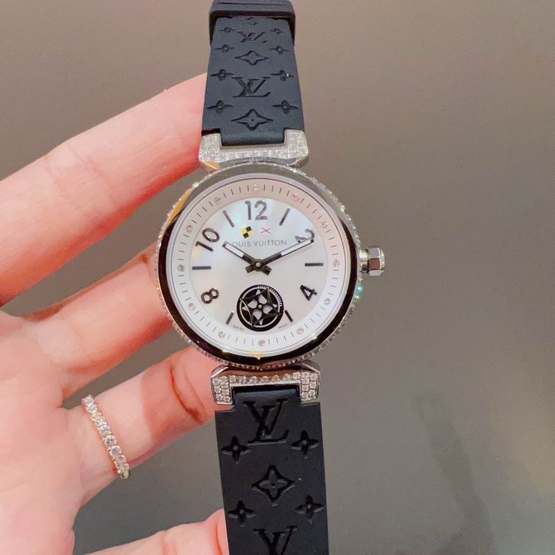 LV watch 081699